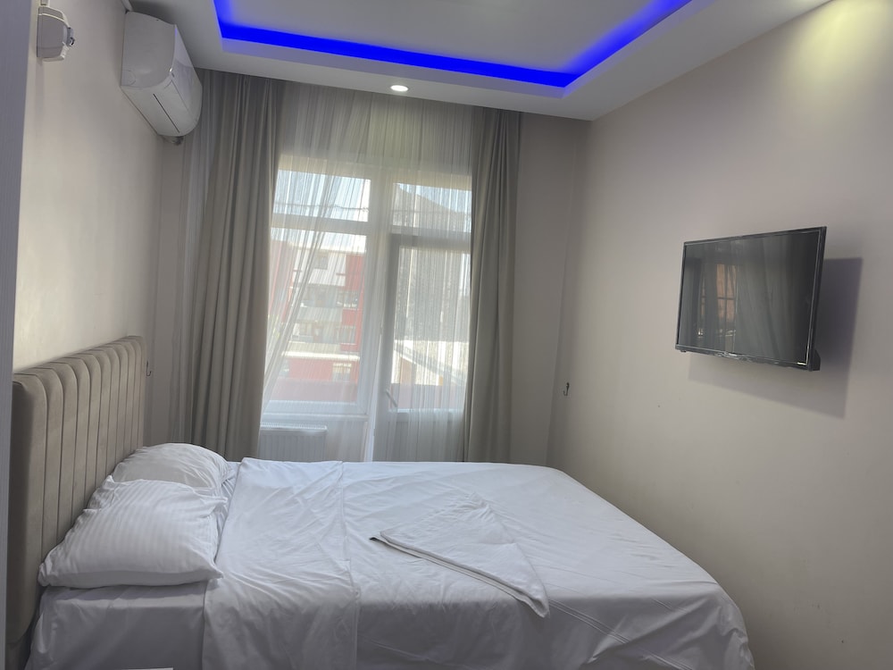 Standard Double or Twin Room photo 1