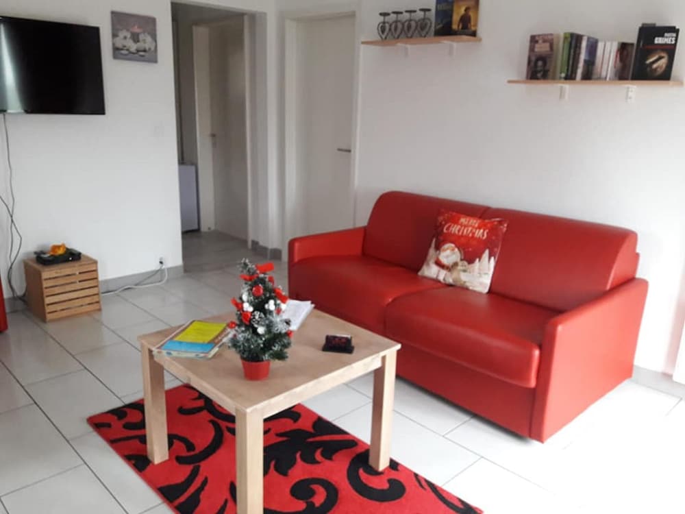 Classic Apartment, Multiple Beds, Non Smoking, Garden View photo 3