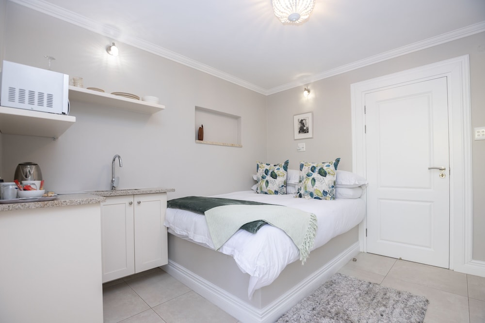 Comfort Room photo 2