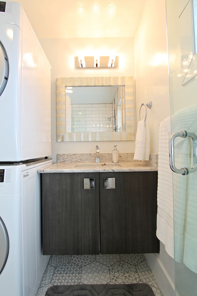 Elite House, 2 Bedrooms, Mountain View photo 3