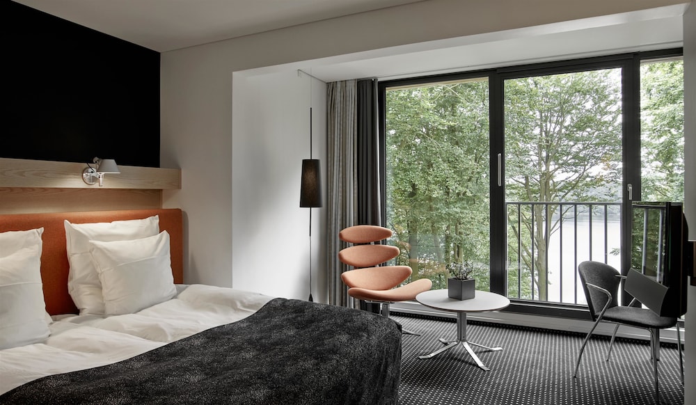 Executive Room, Partial Bay View, Annex Building - Photo 1