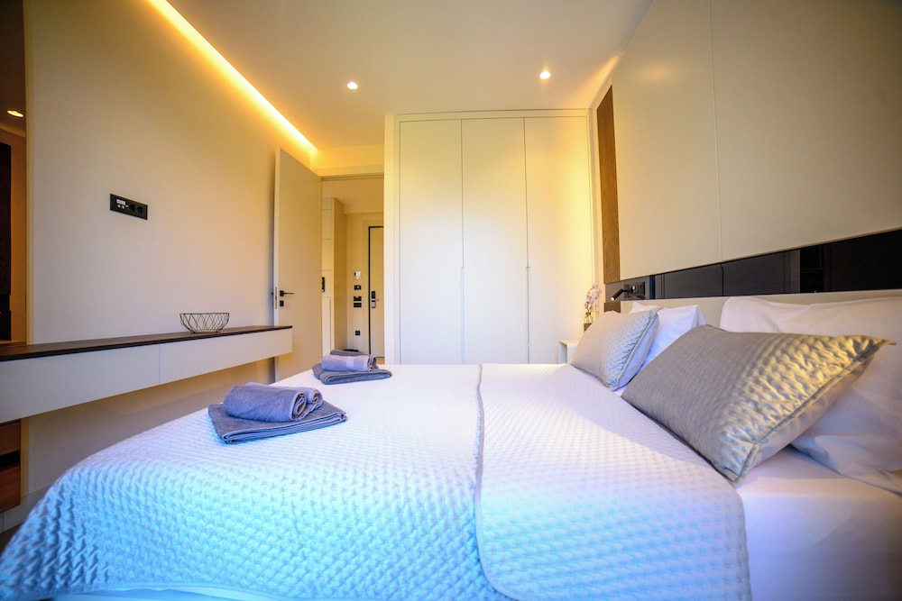 Deluxe Apartment, 3 Bedrooms, Terrace, Sea View