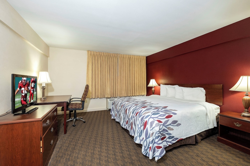 Suite, 1 King Bed with Sofa bed, Non Smoking, Kitchen