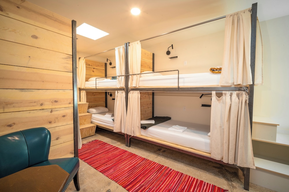Bunkroom Takeover photo 2