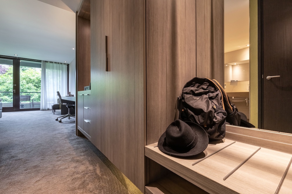 Superior Twin Room, Multiple Beds photo 2