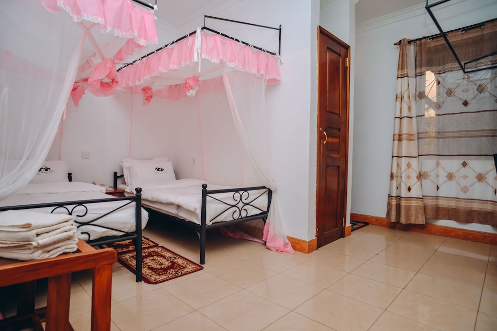 Deluxe Twin Room photo 2