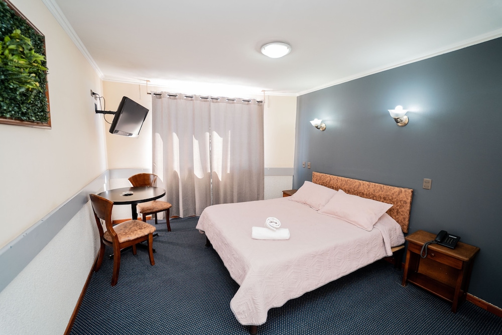 Traditional Double Room Single Use photo 3