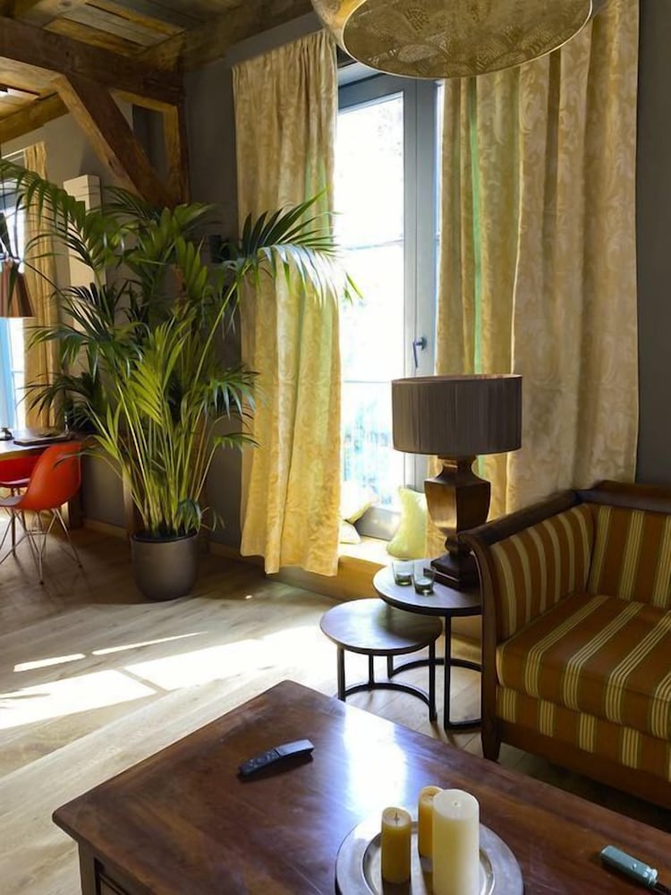 Van der Waals Apartment 6 photo 1