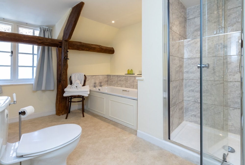 Executive Triple Room, Ensuite - Photo 16