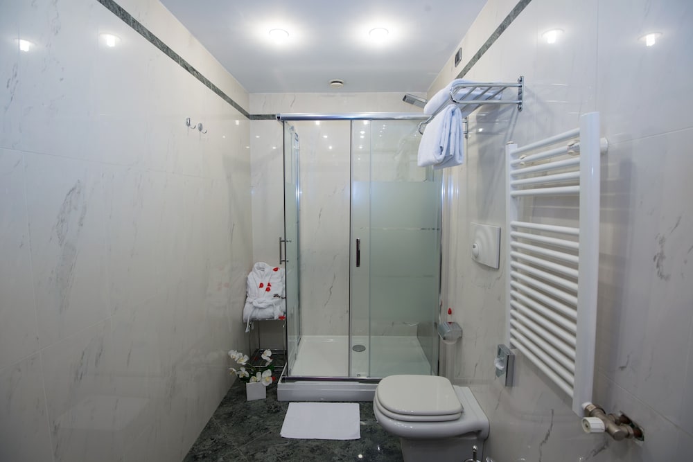 Economy Double Room Single Use, Annex Building photo 3