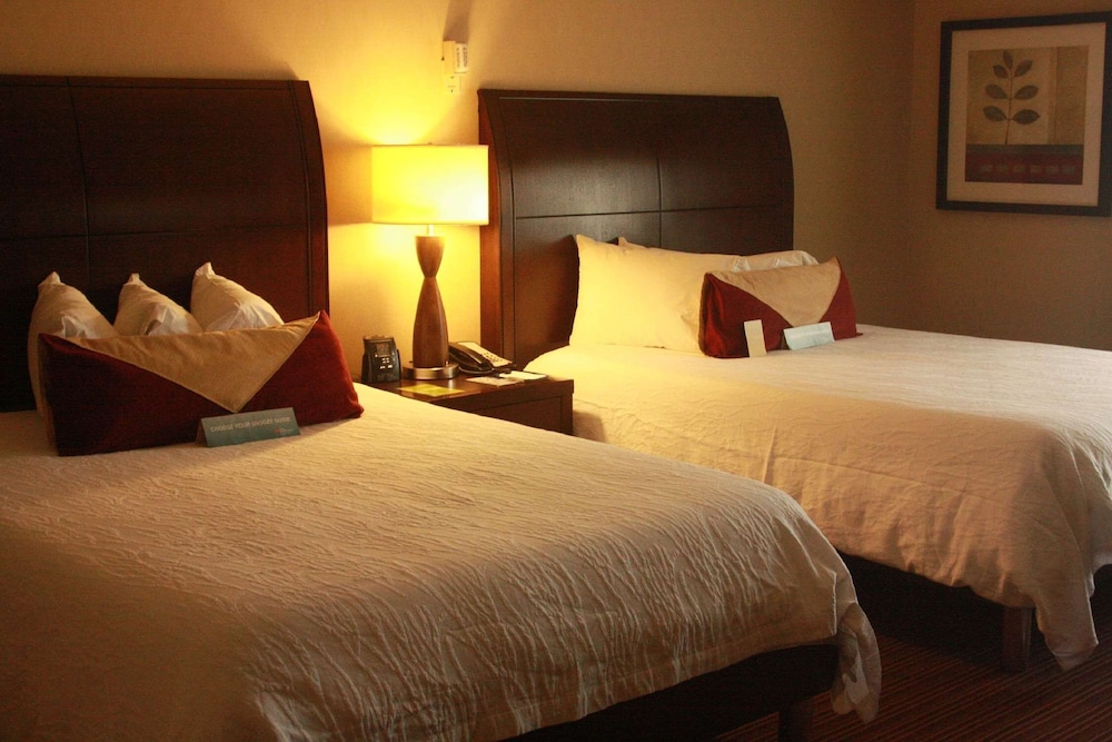Room, 2 Queen Beds, Accessible - Photo 1