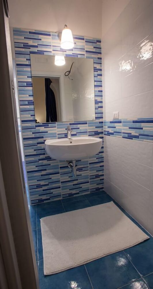 Double or Twin Room photo 3