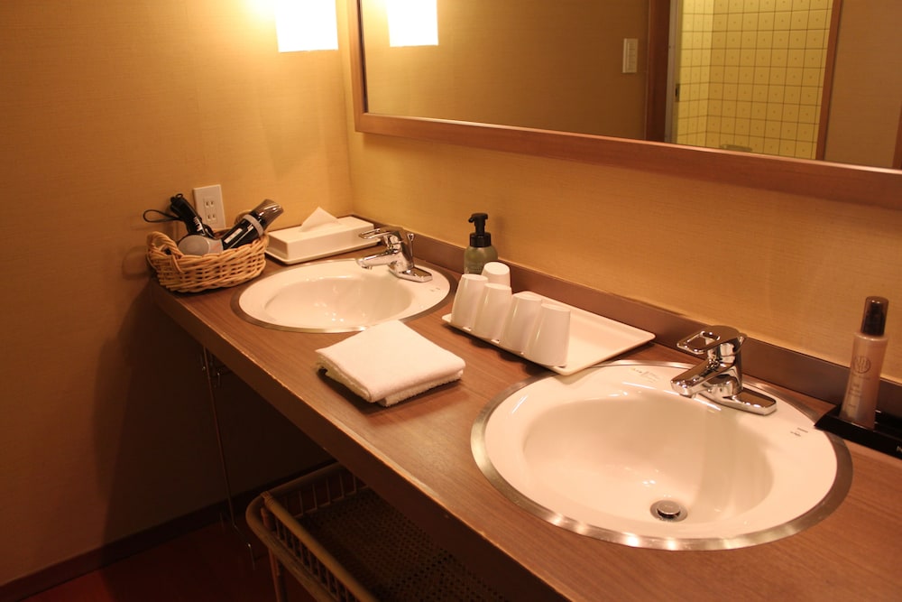 Japanese & Western Style Room, Non Smoking【Ocean View】 - Photo 8