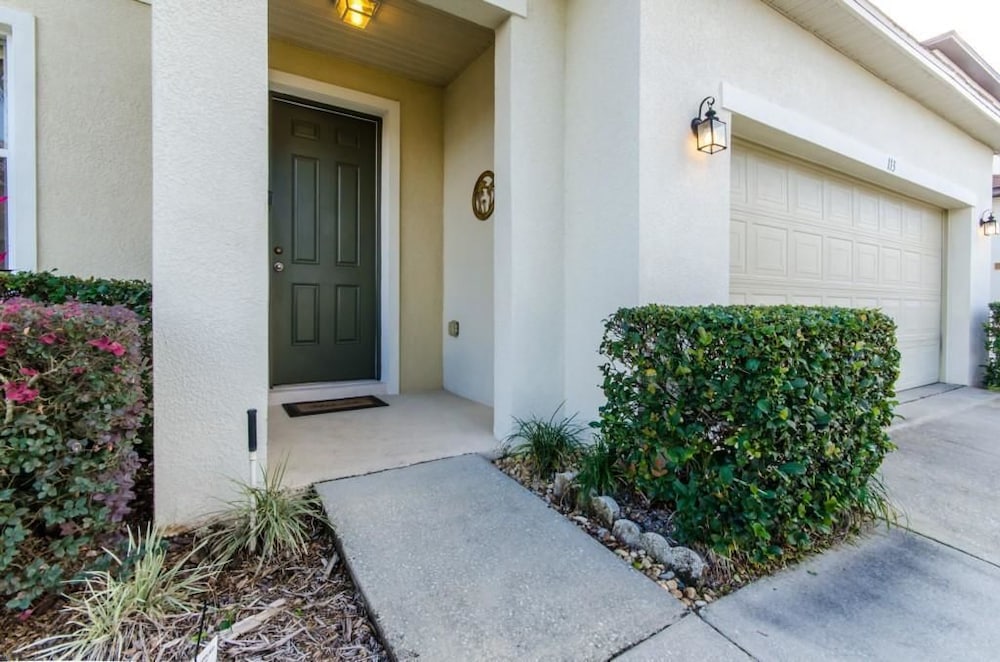 House, Multiple Beds (113BLL Disney 5 Bedroom Pool Home Wit) photo 2