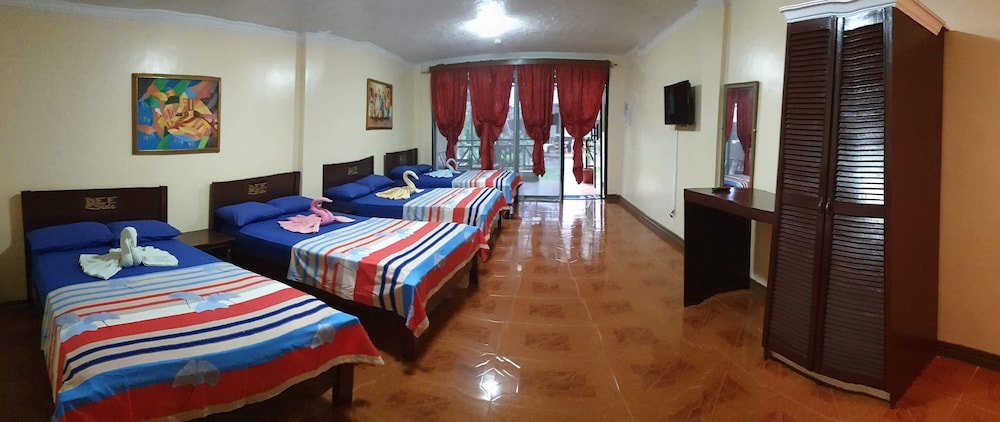 Family Room photo 2