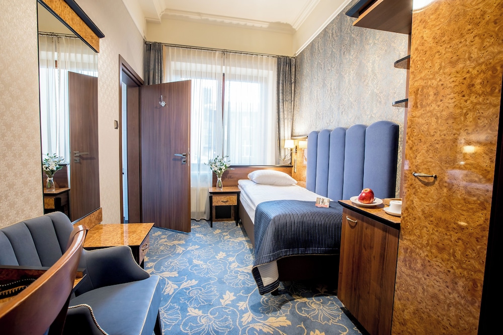 Business Single Room photo 3