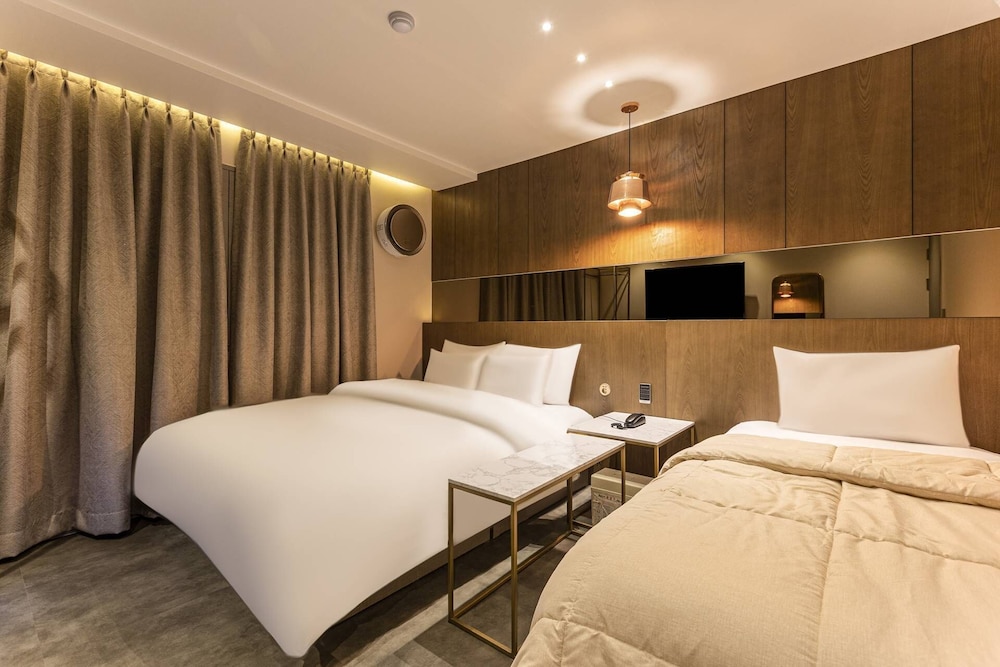 Family Double Or Twin Room