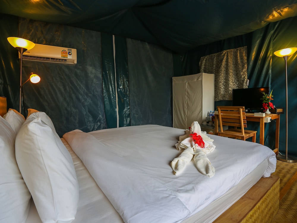 Superior Tent