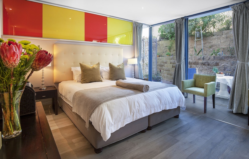 Room, Mountain View (King) - Photo 1