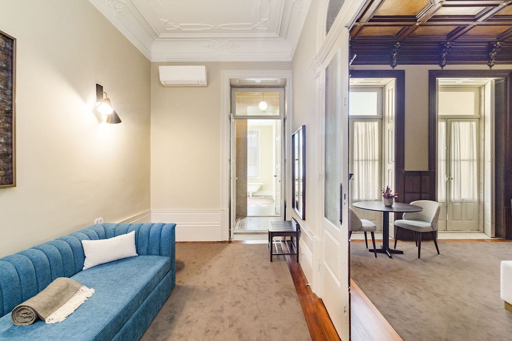 Master Suite with Garden View - Photo 5