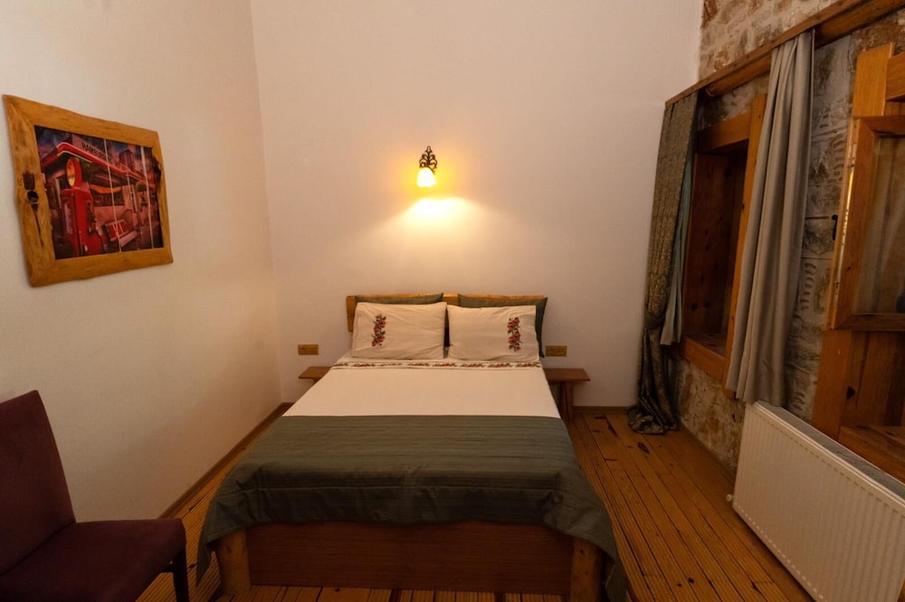 Standard Double Room, 1 Double Bed, Accessible, Garden View