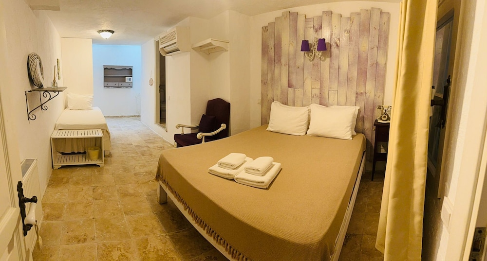 Economy Room photo 2