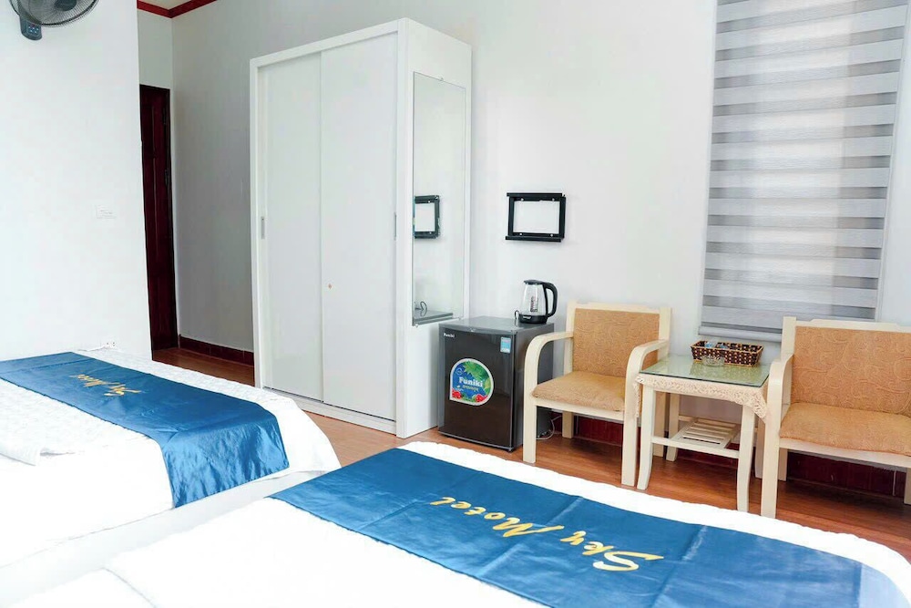 Basic Triple Room, Balcony, City View photo 1