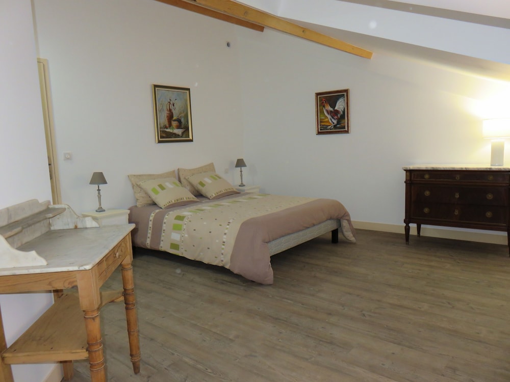 Double Room, 1 Queen Bed, Non Smoking photo 1