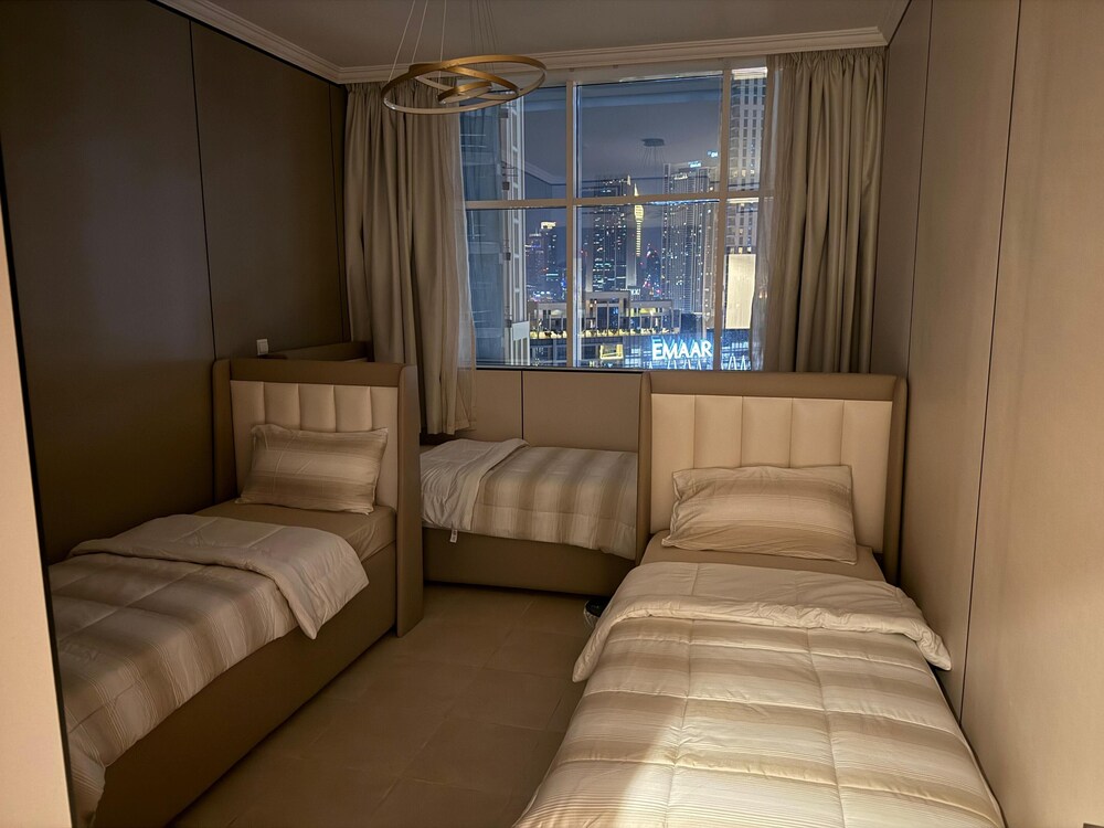Comfort Shared Dormitory, Men Only, Non Smoking, City View photo 1