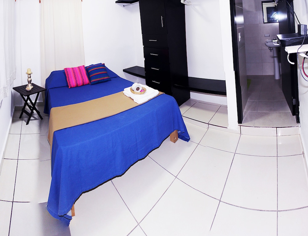 Junior Suite, 1 King Bed, Refrigerator & Microwave, Sea Facing photo 1