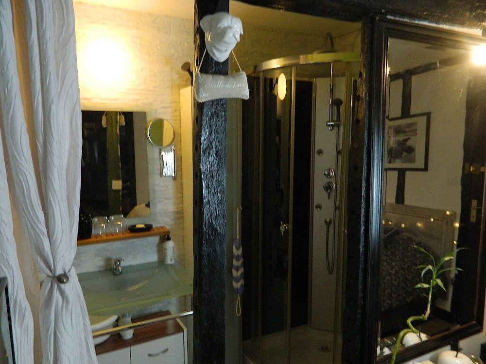 Double Room (Noire) photo 3