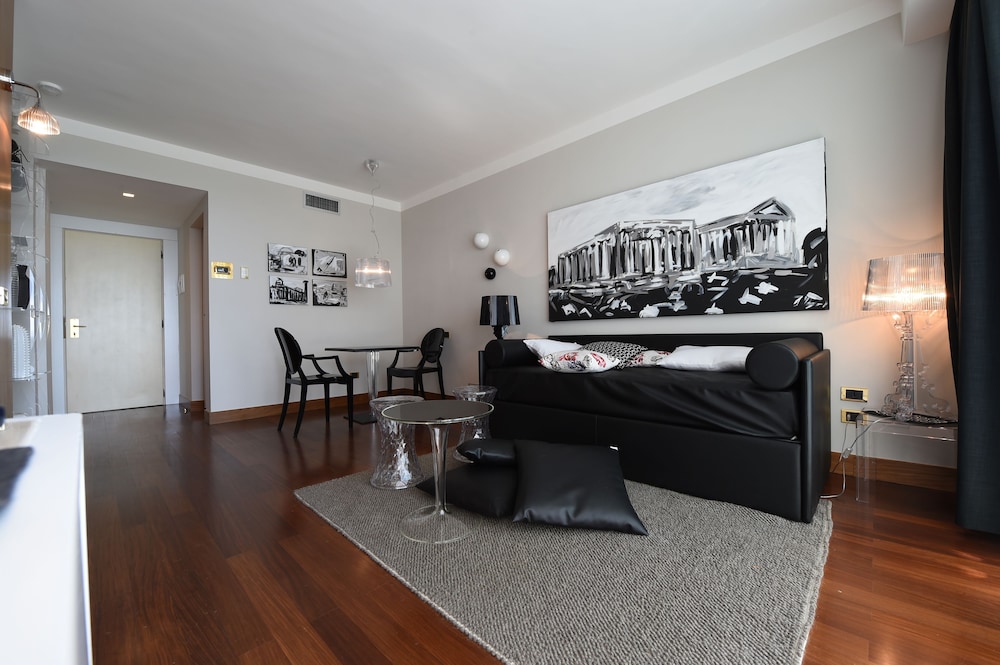 Suite, Sea View - Photo 6