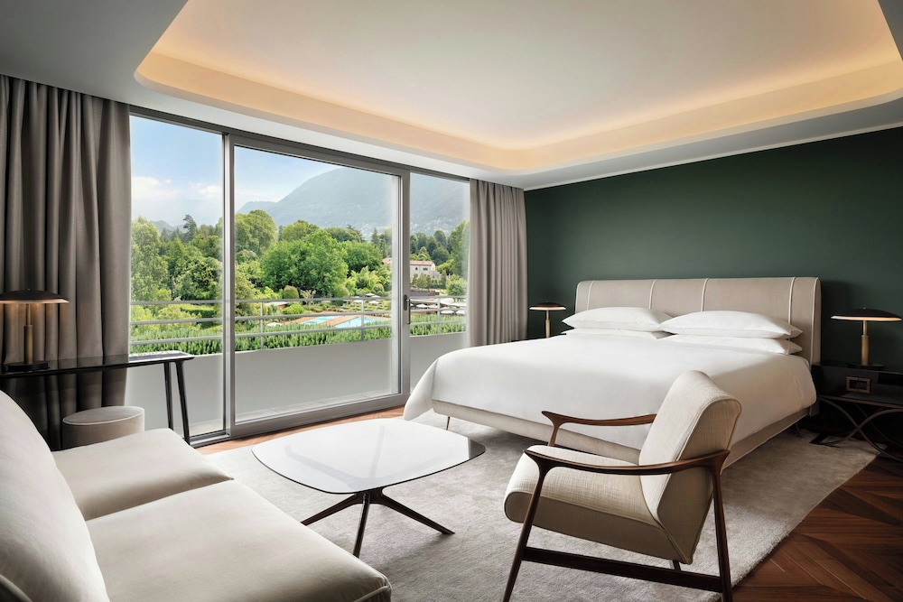 Junior Suite, 1 Bedroom - Photo 1