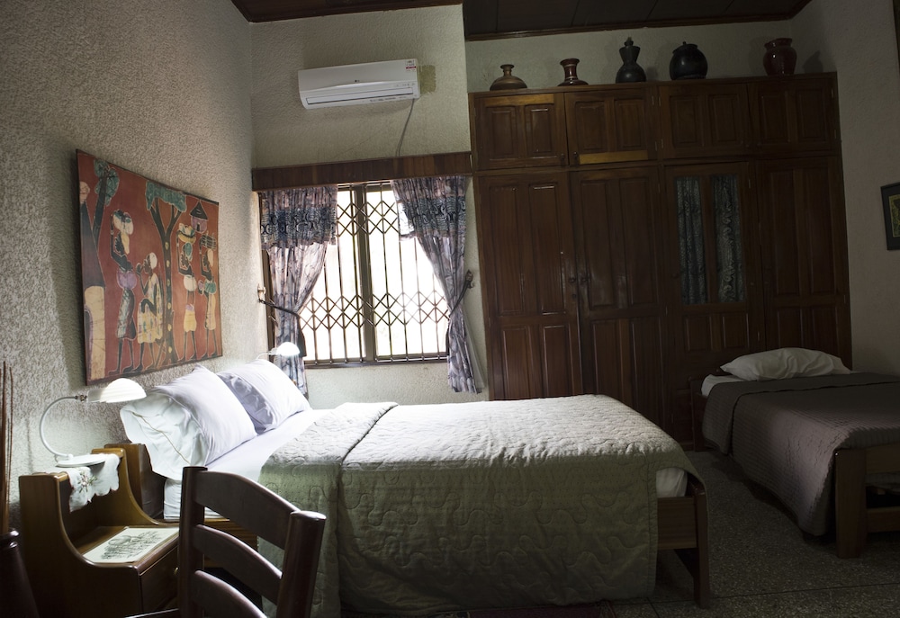 Signature Room (Pottery) photo 1