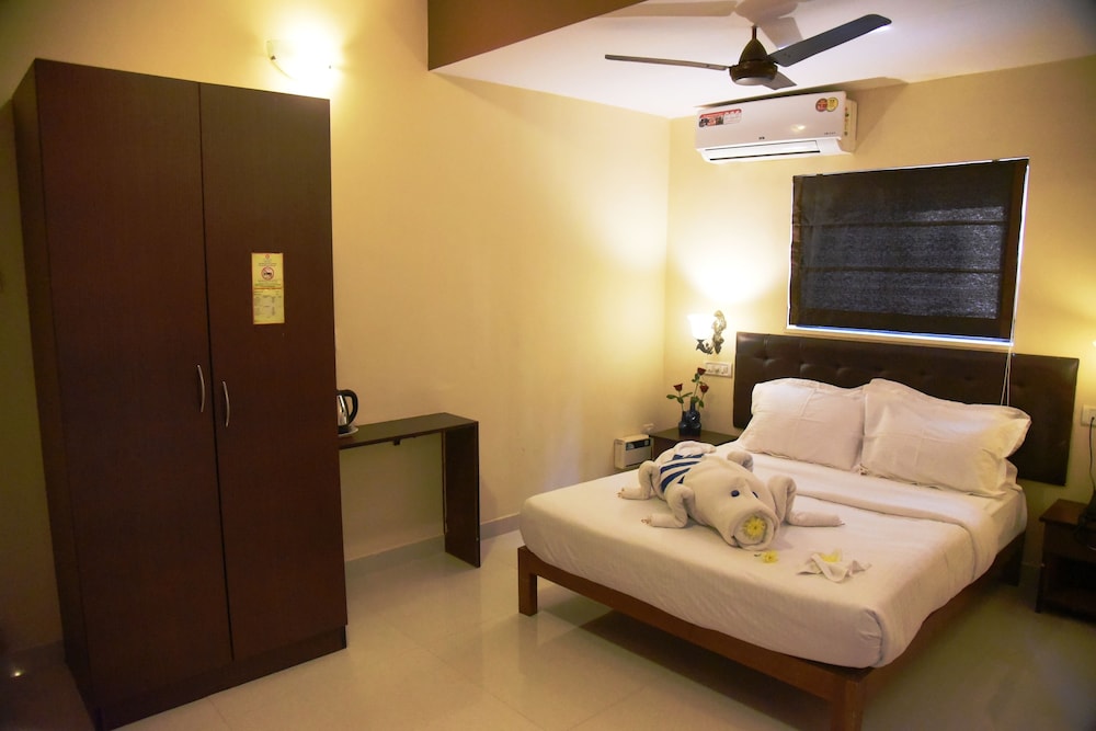 Deluxe Room, Garden View (A/C)