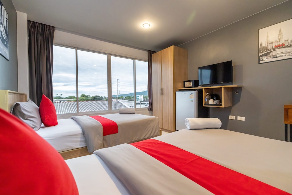 Standard Twin Room - Photo 4