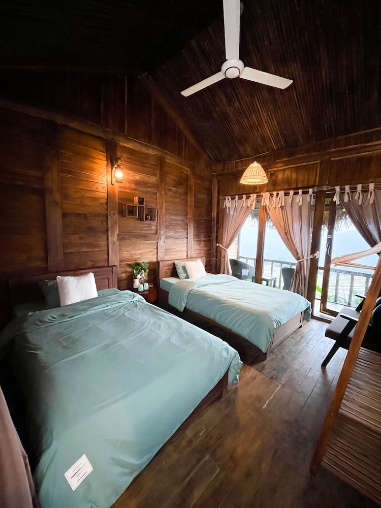 Basic Bungalow, Balcony, Valley View photo 1