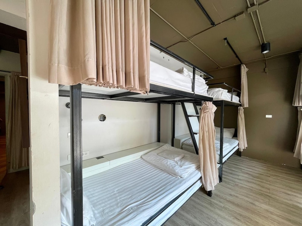 Economy Shared Dormitory, Women only photo 1