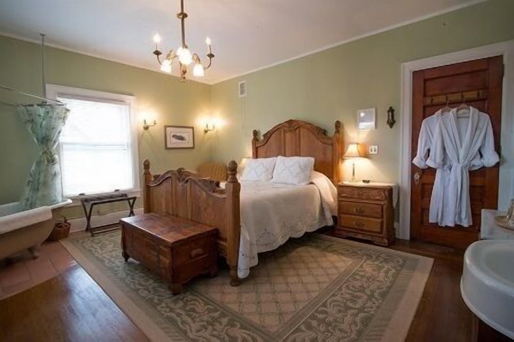 The Cottage Room photo 2