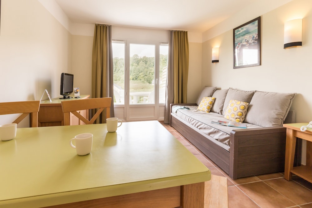 House 4 people - 1 bedroom - Duplex - Garden level - Terrace photo 3