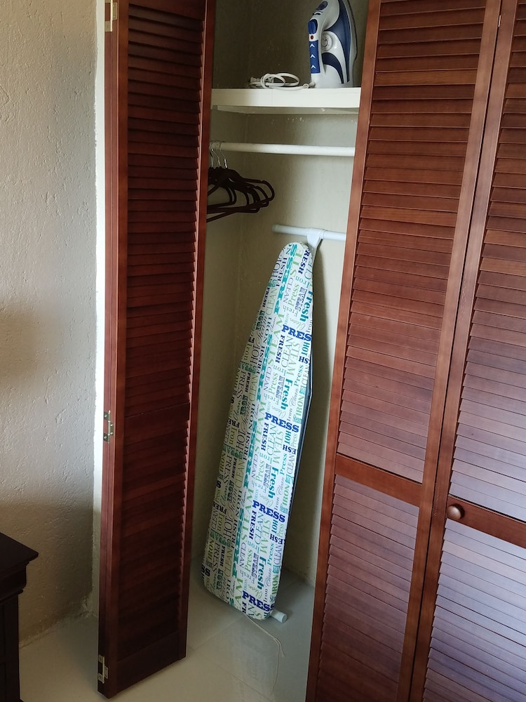 Apartamento Superior, 2 Camas Queen, Pátio, Vista para a Cidade