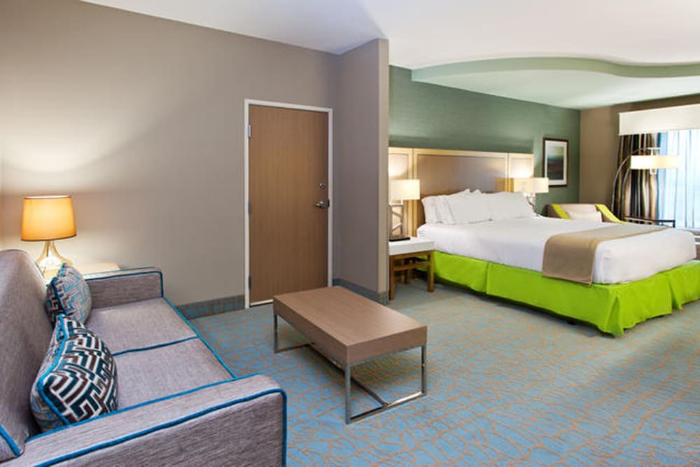 Suite, 1 Bedroom photo 1