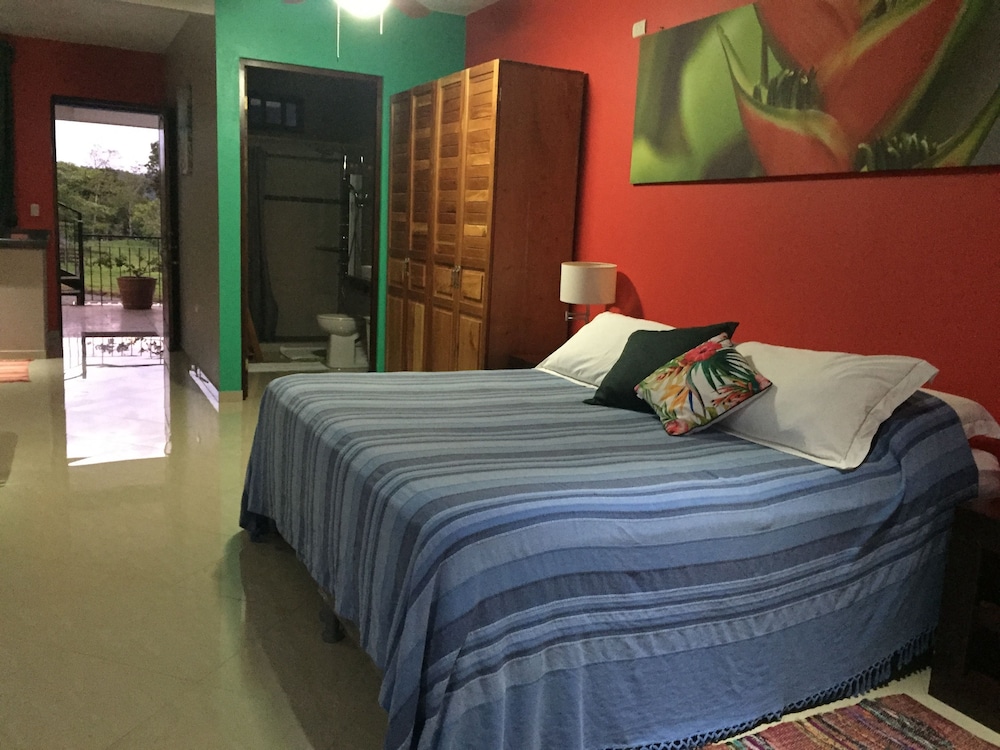 Standard Studio Suite, 1 Bedroom, Lake View, Lakeside photo 1