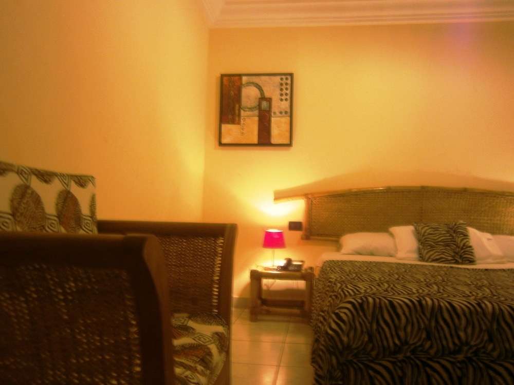 Standard Room, 1 Bedroom, Private Bathroom, Garden View photo 2