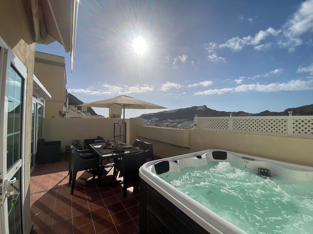 House, 3 Bedrooms, Smoking, Balcony