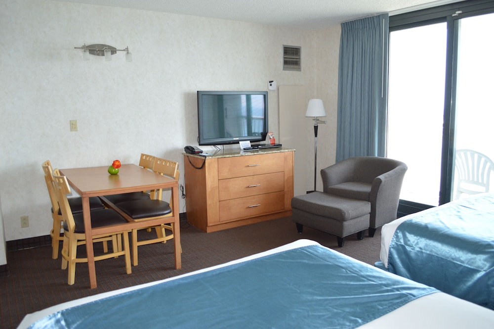 Studio Suite, 2 Double Beds, Kitchenette photo 2