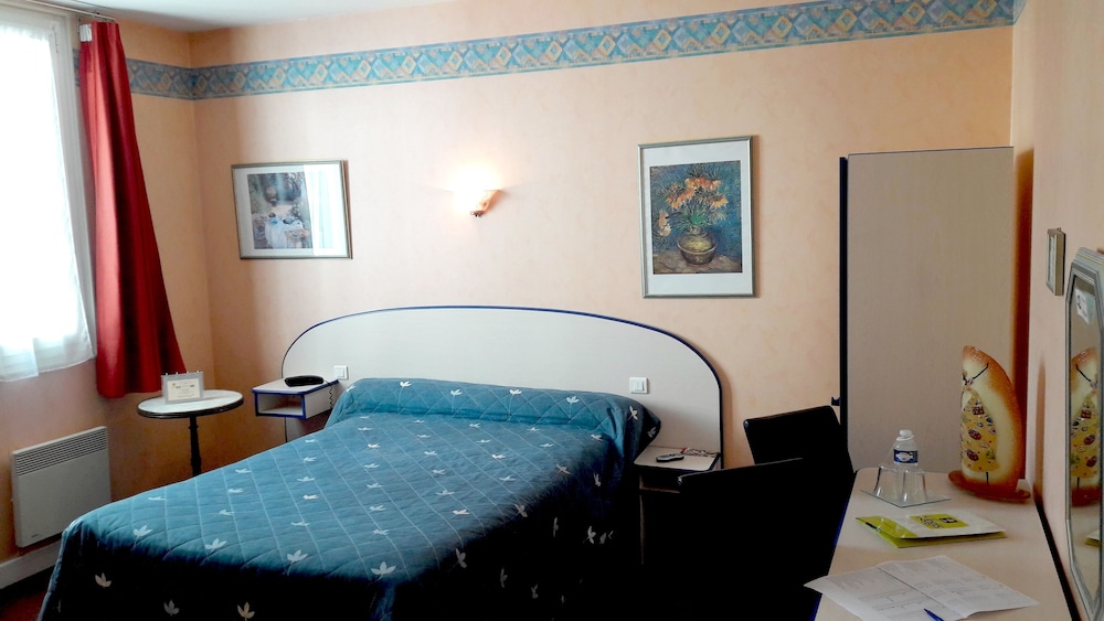 Standard Double Room photo 2
