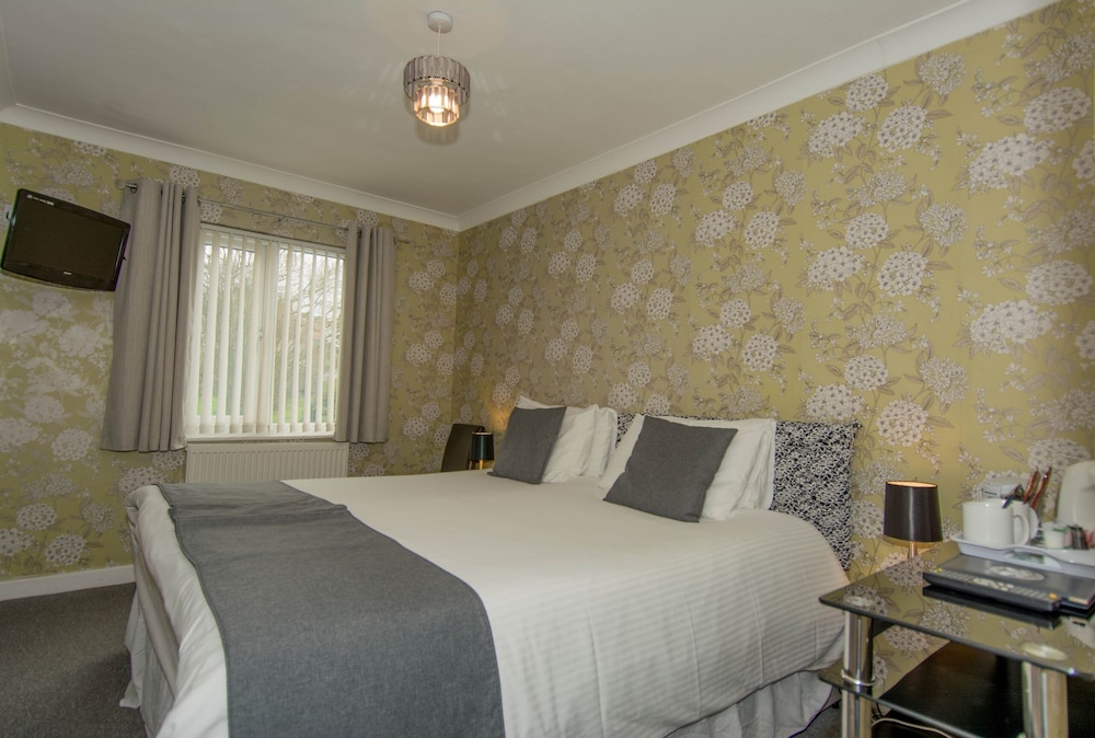 Double Or Twin Room, Ensuite (Superking) photo 1