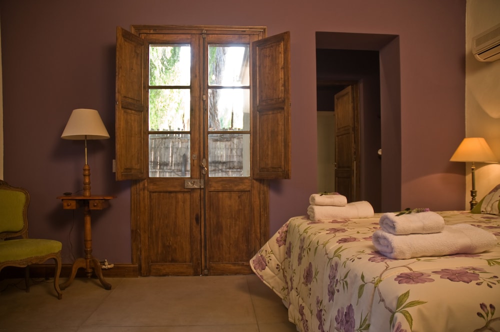 Standard Room photo 2