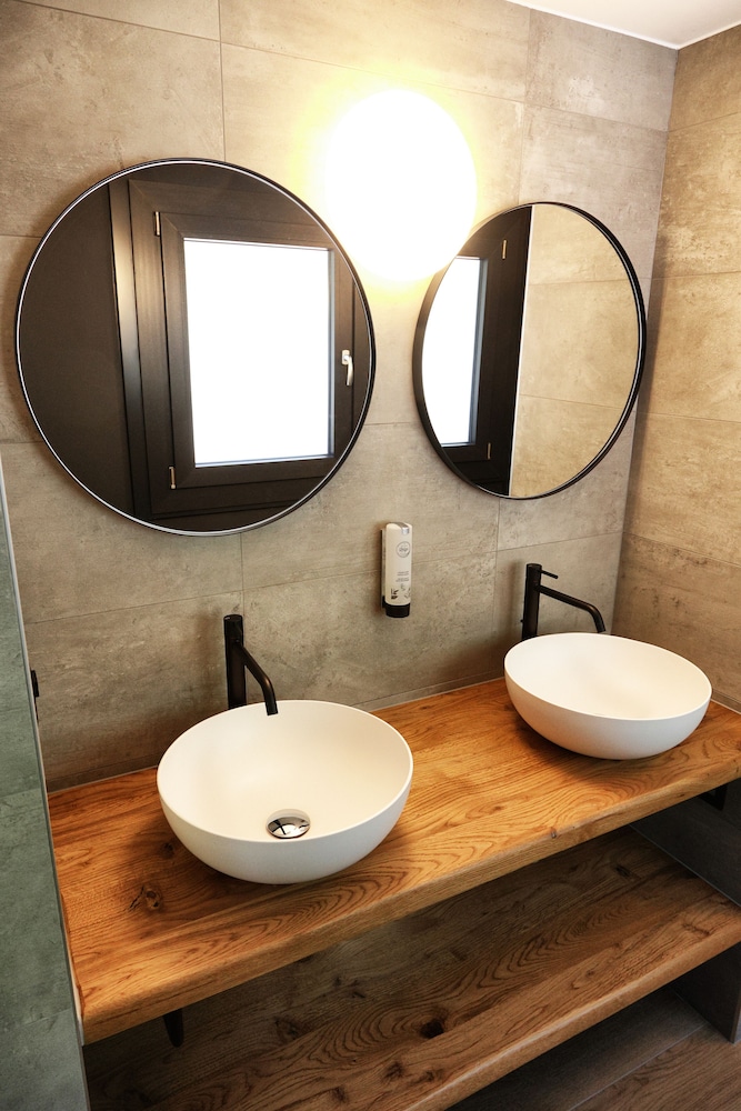 Junior Suite - Photo 1